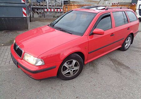 Skoda Octavia 1.6 Combi GLX