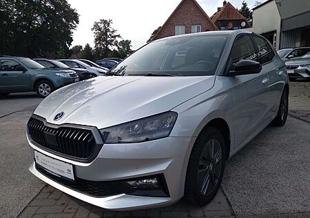 Skoda Fabia 1.0 TSI DSG Ambition*Kessy*Smartlink*