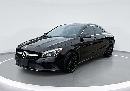 Mercedes-Benz CLA 250 4Matic LEDER/NAVI/PANO/AUTOMATIK