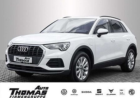 Audi Q3 45 TFSI e S tronic LED+PDC+RFK+SHZ