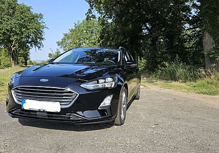 Ford Focus Turnier 1.0 EcoBoost Premium Garantie 23 Mona