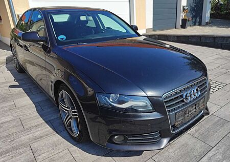 Audi A4 2.0 TDI DPF Attraction