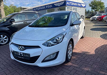 Hyundai i30 Classic aus 1.Hand mit Scheckheft