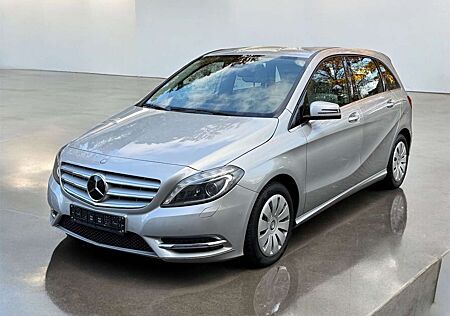 Mercedes-Benz B 200 Automatik BI-Xenon Navi LED AHK PDC EU6