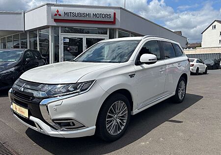 Mitsubishi Outlander PHEV Plus Spirit 4WD