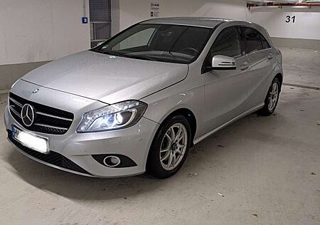 Mercedes-Benz A 200 CDI (BlueEFFICIENCY) 7G-DCT Urban