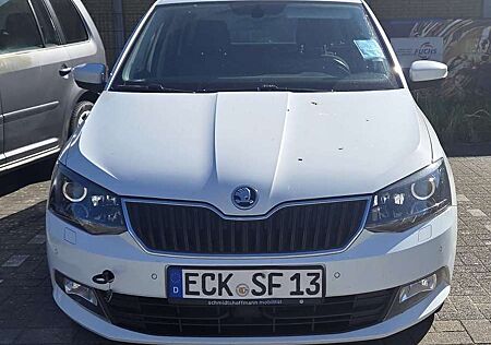 Skoda Fabia Drive *Klima*Tempomat*Text-Lesen*