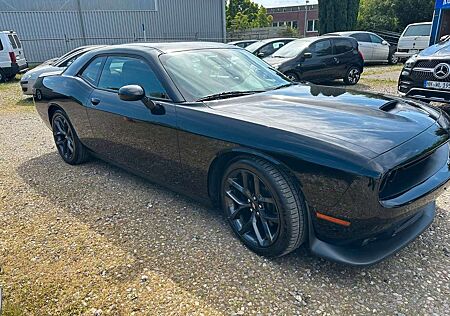 Dodge Challenger RT 2019 schwarz Top Zustand