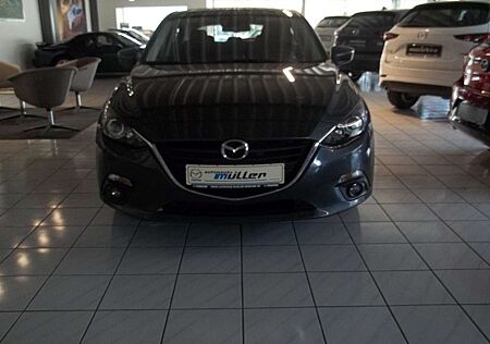 Mazda 3 SKYACTIV-G 120 Center-Line