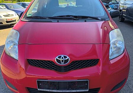Toyota Yaris Cool