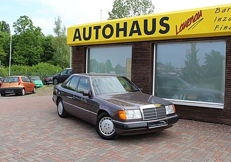 Mercedes-Benz 200 E, W124 H-Zulassung