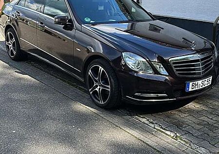 Mercedes-Benz E 220 CDI BlueEfficiency (212.002)