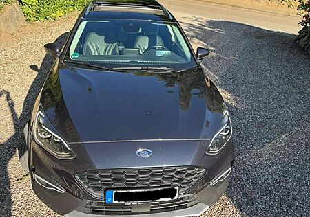 Ford Focus Turnier 2.0 Aut. ACTIVE VIGNALE / TÜV Neu