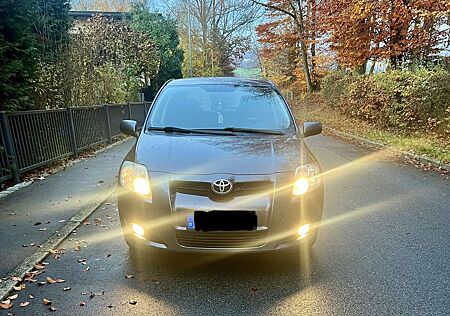 Toyota Auris 1.4 Benzin | 2007 | TÜV 08/2026 | 130.000 km