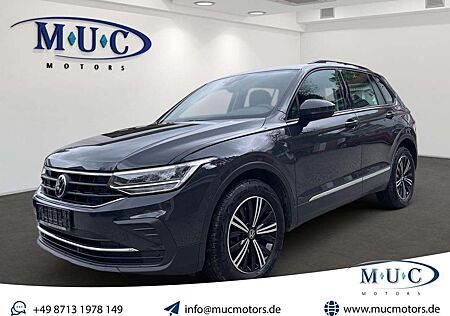 VW Tiguan Volkswagen 2.0 TDI Life 4Motion~Leder~AHK