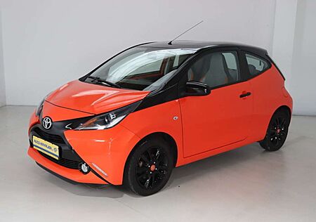 Toyota Aygo 1.0 * Navi * Rückfahrk. * Bluetooth