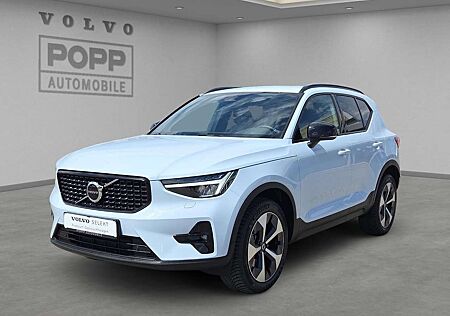 Volvo XC 40 XC40 B3 FWD Plus Dark 19" ACC FSH H&K LED SHZ
