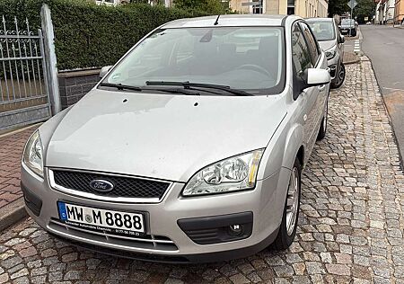 Ford Focus Ghia