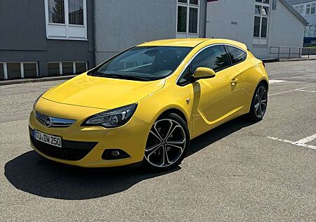 Opel Astra J GTC 2.0 Diesel