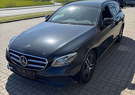 Mercedes-Benz E 350 d T*AVANTGARDE*WIDESCREEN*NAVI*360°CAM*TOP