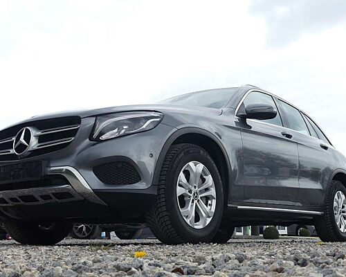 Mercedes-Benz GLC 250 GLC 250 d 4Matic*NAVI*LED*AHK*TEMPOMAT*SHZ*LEDER*