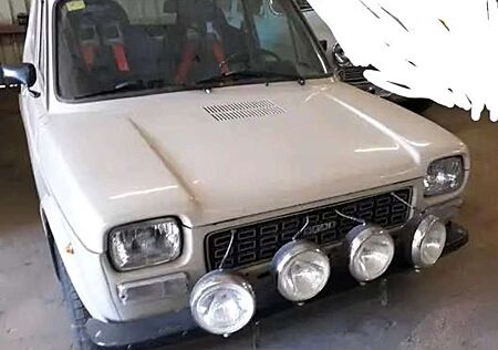 Fiat 127 SEAT Turismo, Oldtimer, Rallye. Kurze Heckklappe