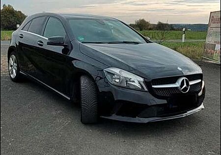 Mercedes-Benz A 200 7G-DCT Urban