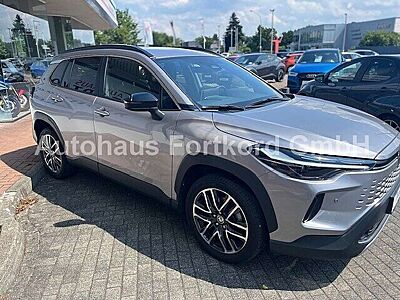 Toyota Corolla Cross 2.0 Hybrid Teamplayer - Navi, LHZ., SHZ,. LED ...