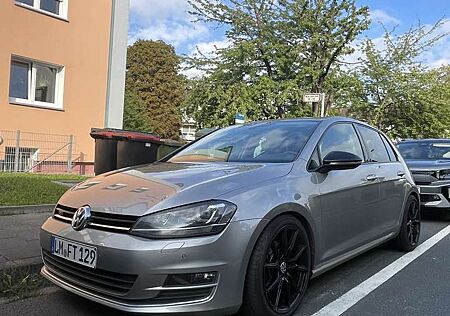 VW Golf Volkswagen VII Diesel 5-Türer 1.6 TDI DSG Allstar