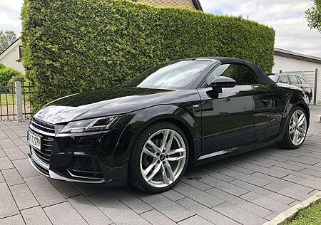 Audi TT Roadster 2.0 TFSI quattro