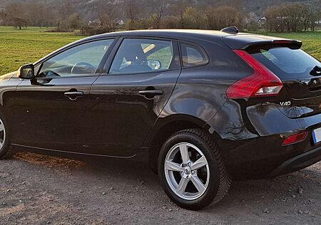 Volvo V40 gebraucht kaufen Volvo V40 T2 Inscription