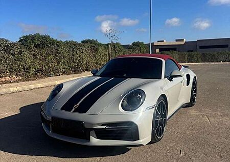 Porsche 992 Turbo S Cabriolet|Dt.Fzg.|Kreide/Rot|BURMEST