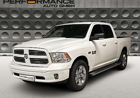 Dodge RAM 5,7 Hemi Crew Cab Kamera PDC