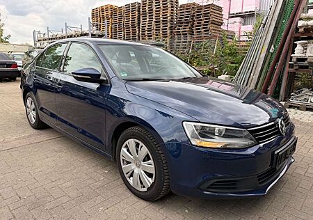 Volkswagen Jetta VI Trendline
