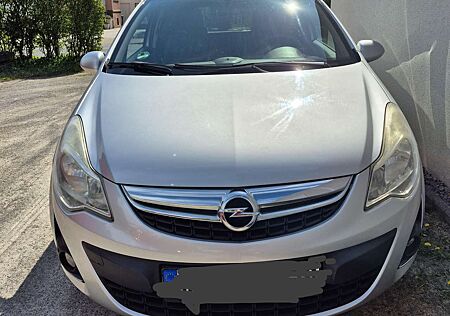 Opel Corsa 1.4 16V Satellite