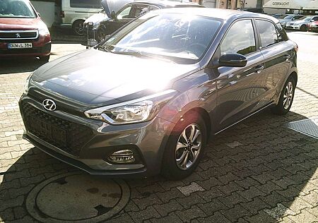 Hyundai i20 YES!