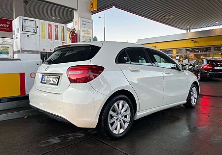 Mercedes-Benz A 180 BlueEfficiency (176.042)