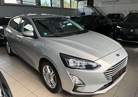 Ford Focus Lim. Cool & Connect NAVI LED SpoSi RFK LED