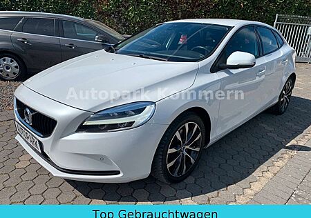 Volvo V40 Momentum*NAVI*Klima*BT*USB*SiHz*
