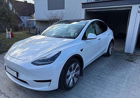 Tesla Model Y SR RWD - HW4 - BYD - AnhängerK. - Weiße Interrior - Berlin