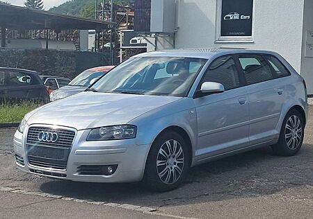 Audi A3 Sportback 1.6 FSI Ambition * Leder/Klima