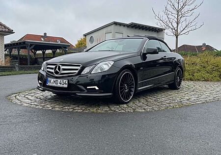 Mercedes-Benz E 350 V6 CGI Cabrio AMG Aircap Nackenhzg. Scheckh.