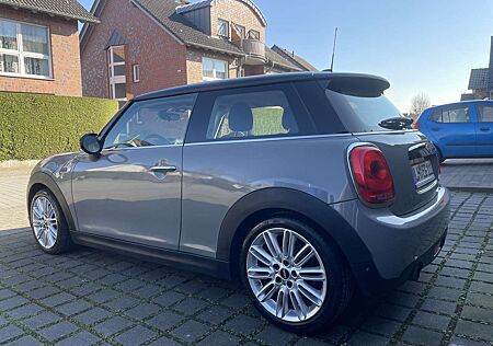 Mini Cooper Aut.