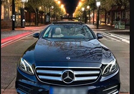 Mercedes-Benz E 300 9G-TRONIC AMG Line