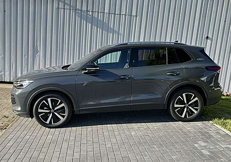 VW Tiguan Volkswagen 1.5 eTSI Goal/AHK/Pano/19“/Standheizung/DSG