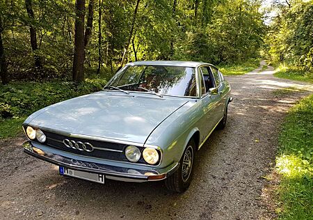 Audi 100 Coupé S 112PS