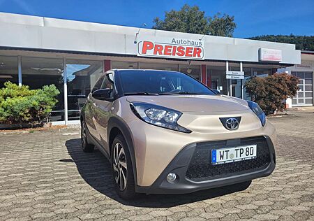 Toyota Aygo X Team D u.a. DAB/Sitzhzg./Kamera/Klima/Tempomat