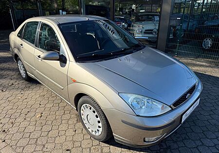 Ford Focus 1.8 TDCi Ghia *nur 142 TKM*1.Hand*HU neu*Klima*
