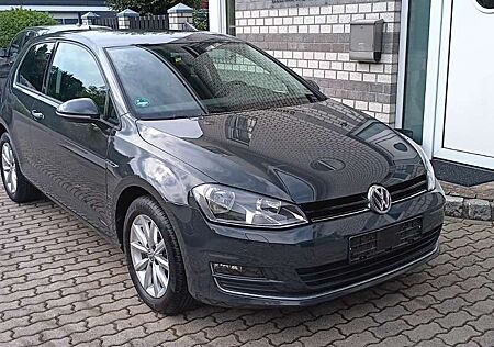 VW Golf Volkswagen VII Lim. Lounge BMT