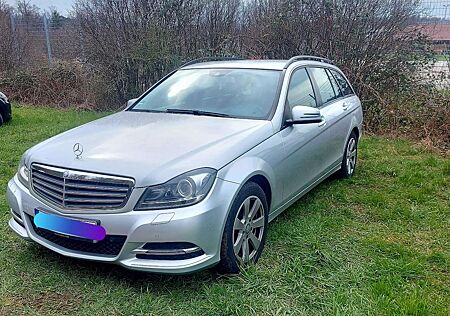 Mercedes-Benz C 220 CDI DPF (BlueEFFICIENCY) 7G-TRONIC